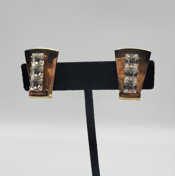 Source Unknown Jewelry - Vintage goldtone art deco clip on CZ earrings
